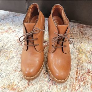 Cole Haan Leather Laceup Boots 9